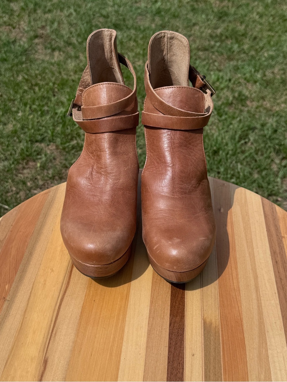 Ladies Free People Cedar Tan Leather Platform Ankle Clog - Picture 2 of 8